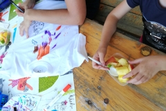 kinder-bemalen-t-shirts_Fledermausfest-Zitadelle-Spandau_2018_17