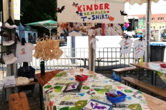 kinder-bemalen-t-shirts_Fledermausfest-Zitadelle-Spandau_2018_2